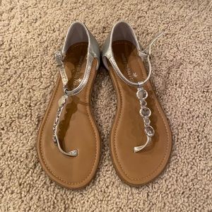 Women’s size 5 Silver sandals- like new